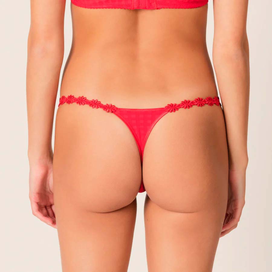 Marie_Jo-AVERO-Scarlet-0600413SCA-string-6_42c3211b-4d1d-47d0-ab45-d9c170dafbe8_900x